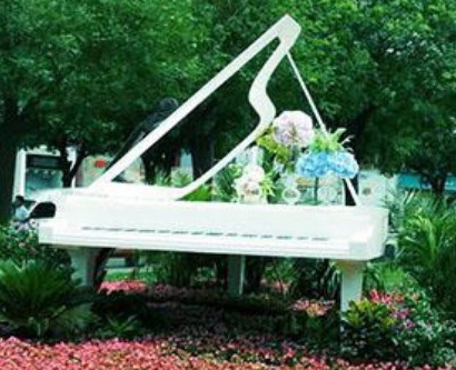 西安市曲江新区音乐雕塑街